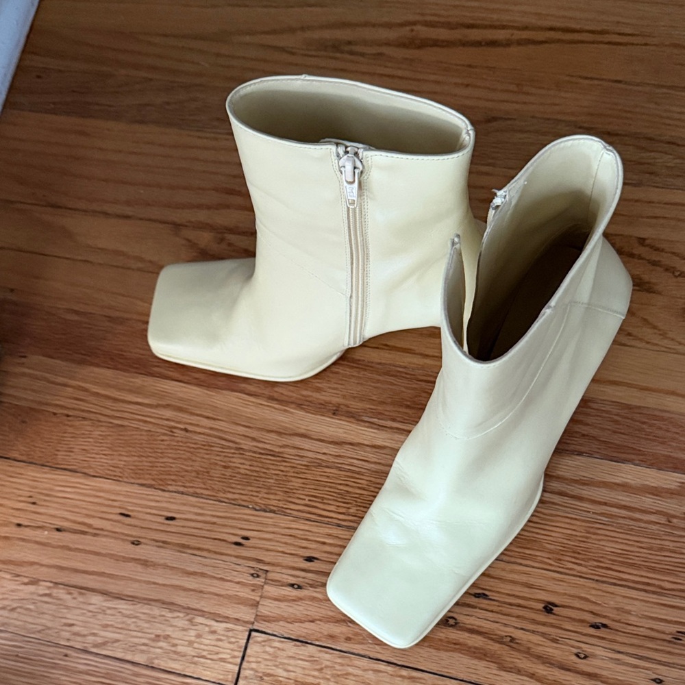 Mango Women's Square-Toe Zipper Ankle Boots in Pale Lemon in Size Eur 38